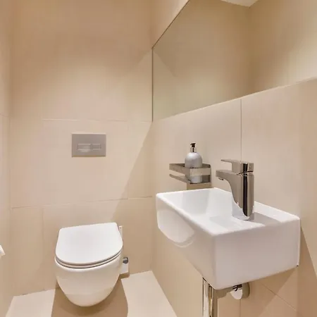 - Hudson Quarter With Free Parking
