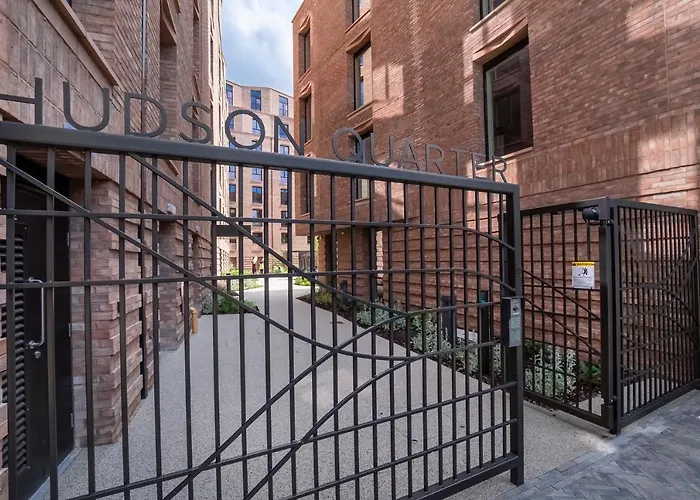 - Hudson Quarter With Free Parking *